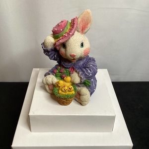 Resin Rabbit